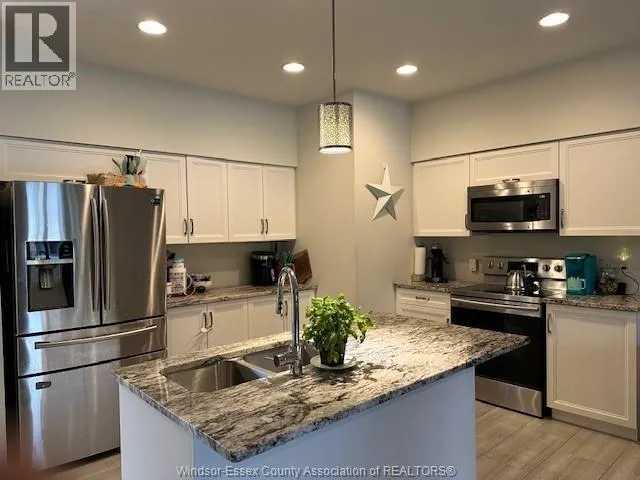 6092 TIBURON CRESCENT