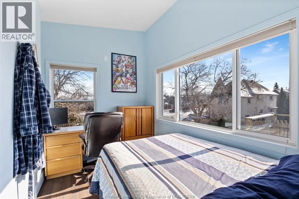4165 TECUMSEH ROAD East