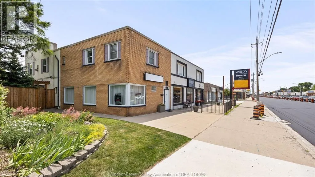4165 TECUMSEH ROAD East
