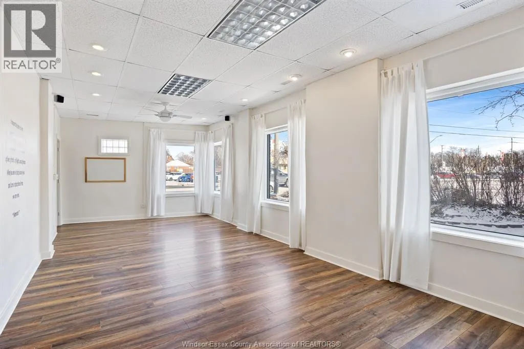 4165 TECUMSEH ROAD East