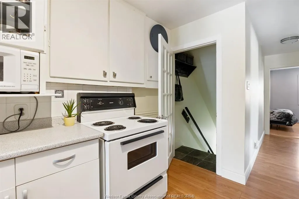 4165 TECUMSEH ROAD East