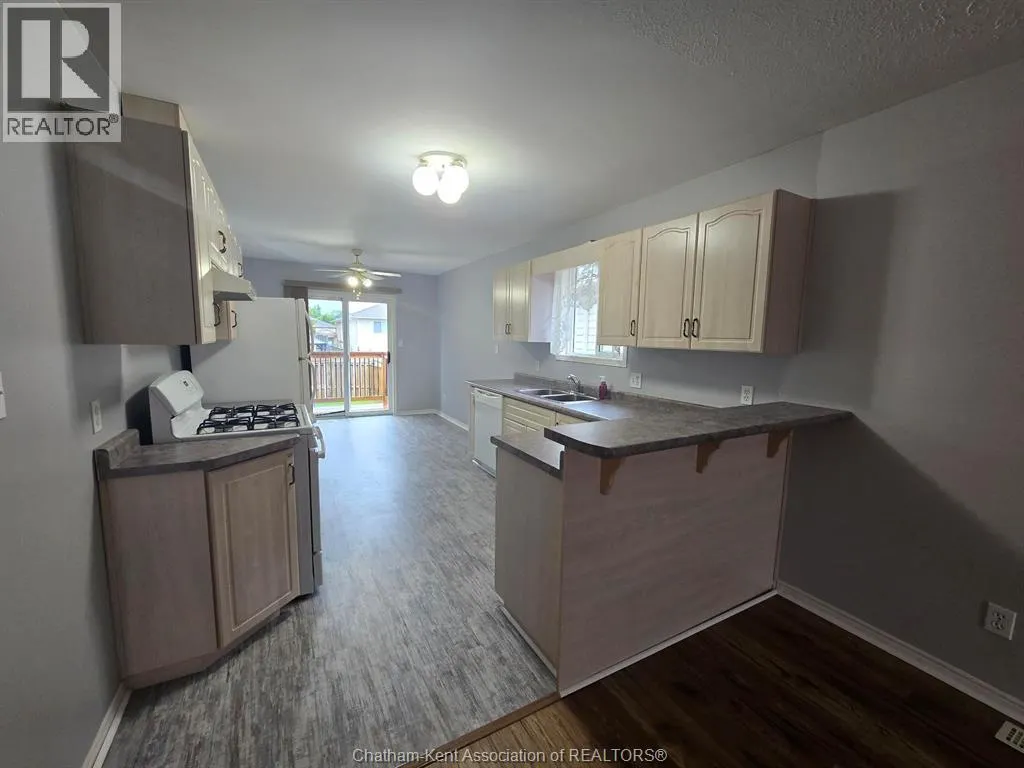 75 Taylor TRAIL