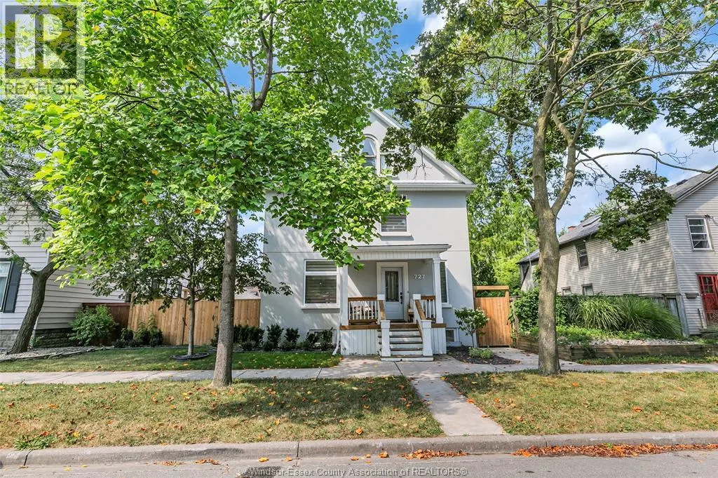 727 ARGYLE ROAD