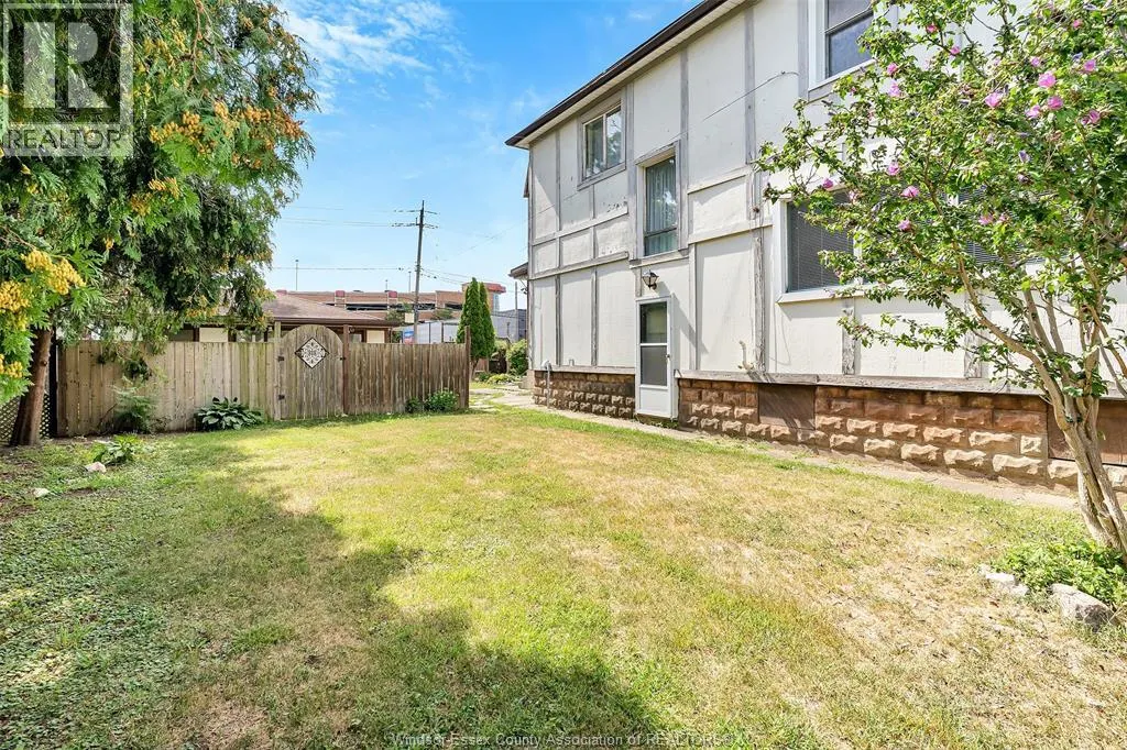 1019 WINDSOR