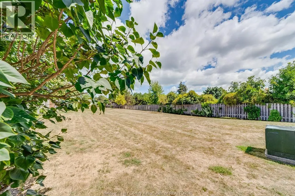 2652 VINE COURT