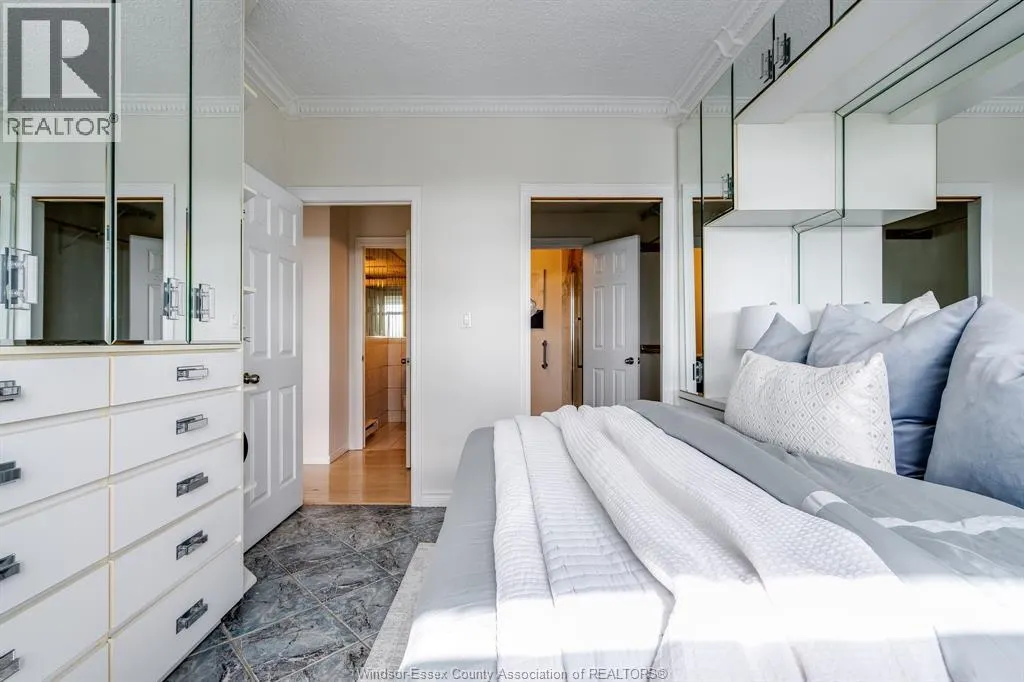 9099 Riverside Unit# 1415E