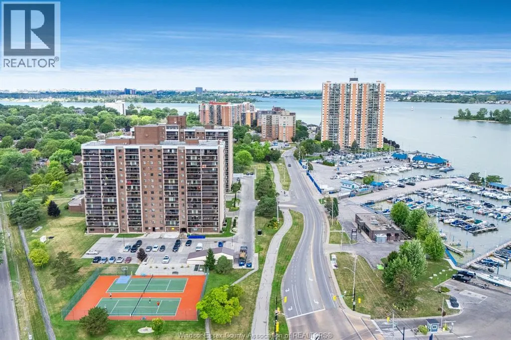 9099 Riverside Unit# 1415E