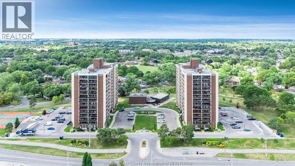 9099 Riverside Unit# 1415E