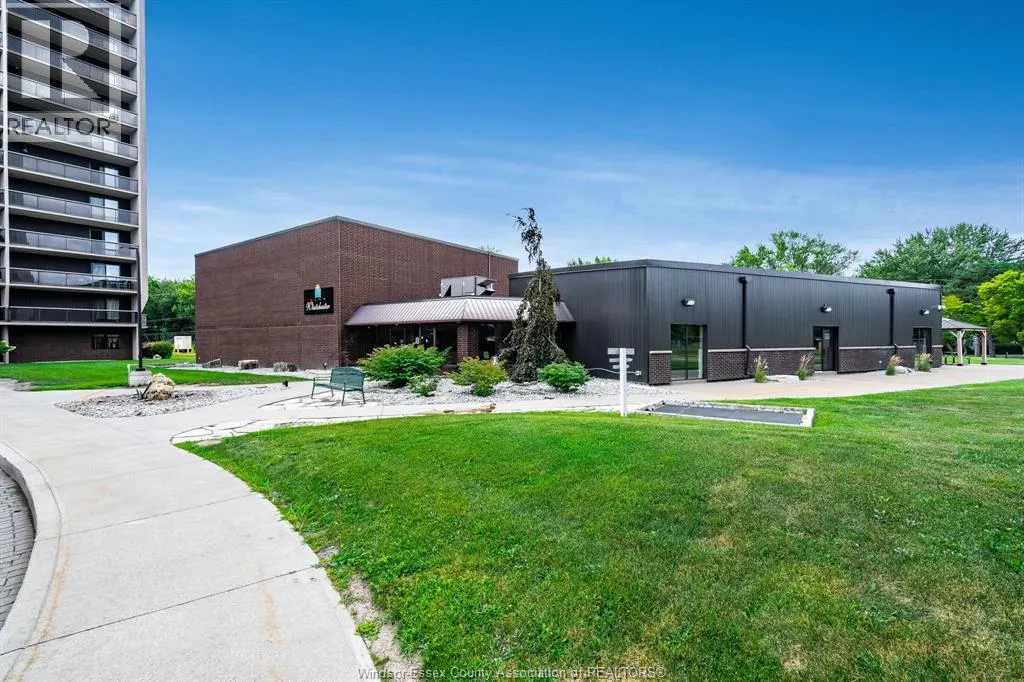 9099 Riverside Unit# 1415E