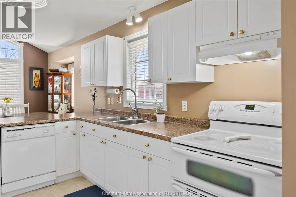 154 SEMENYN AVENUE Unit# 24