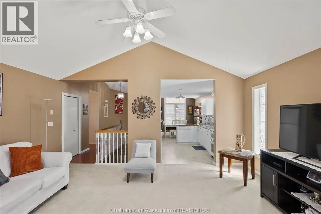 154 SEMENYN AVENUE Unit# 24