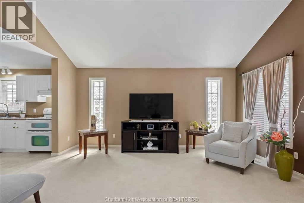 154 SEMENYN AVENUE Unit# 24