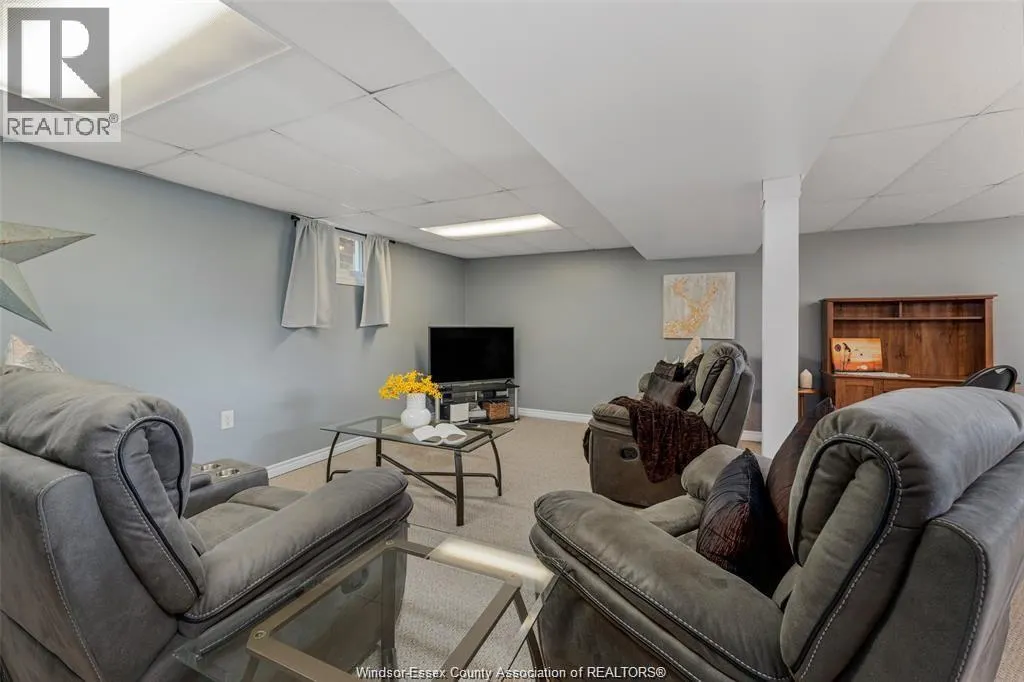 1 SUTTON DRIVE