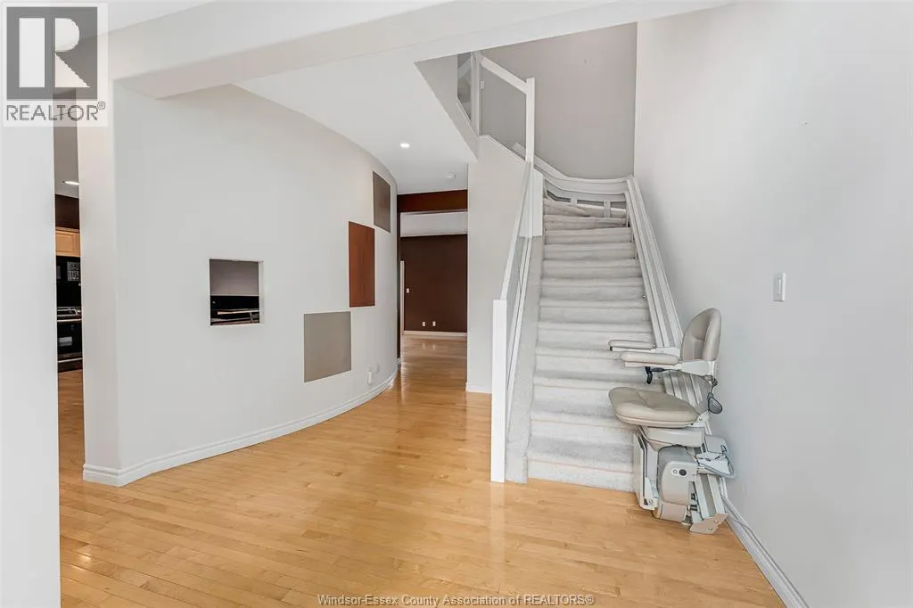 432 VANDERBILT