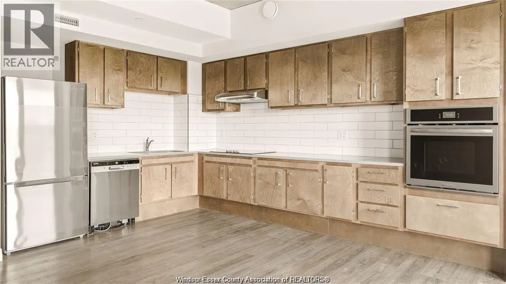 3100 MEADOWBROOK Unit# 212