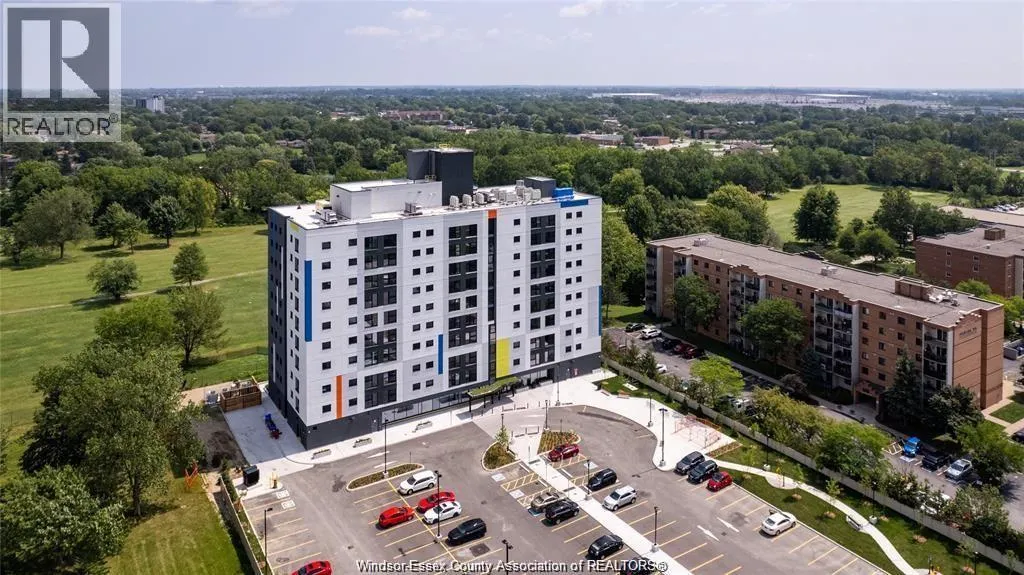 3100 MEADOWBROOK Unit# 212