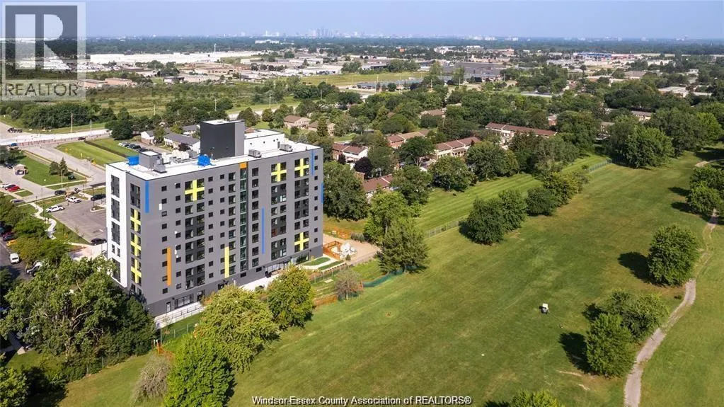 3100 MEADOWBROOK Unit# 212