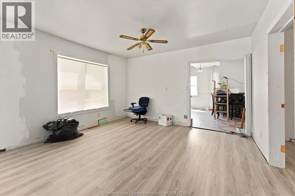 528 MERSEA ROAD 8