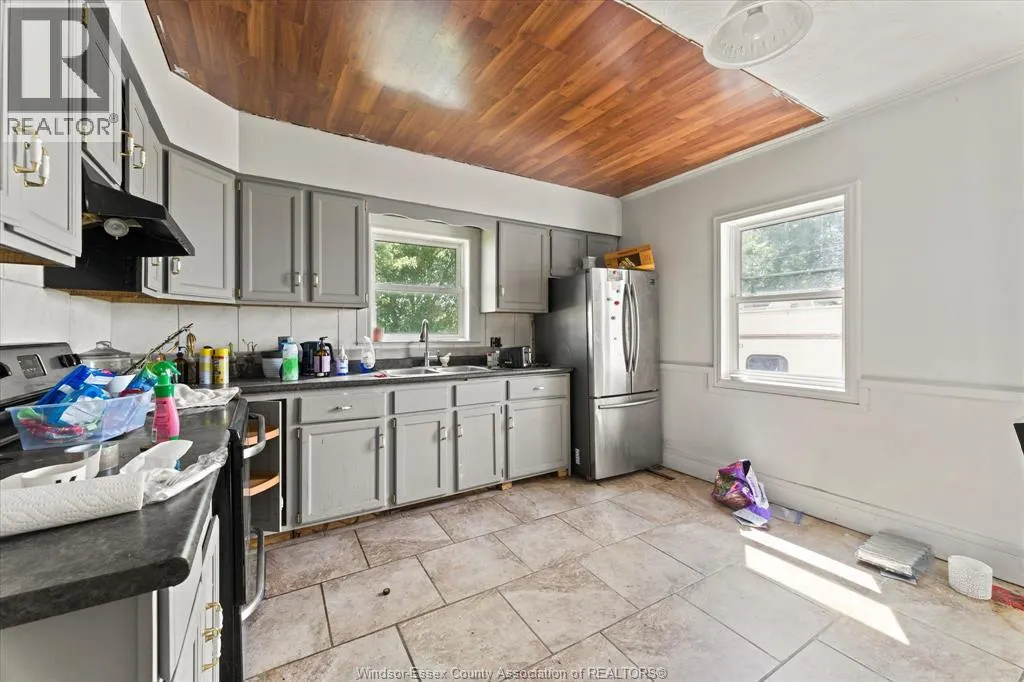 528 MERSEA ROAD 8