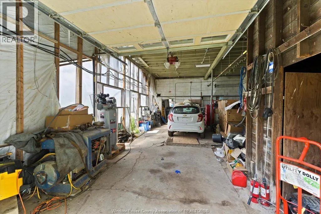 528 MERSEA ROAD 8