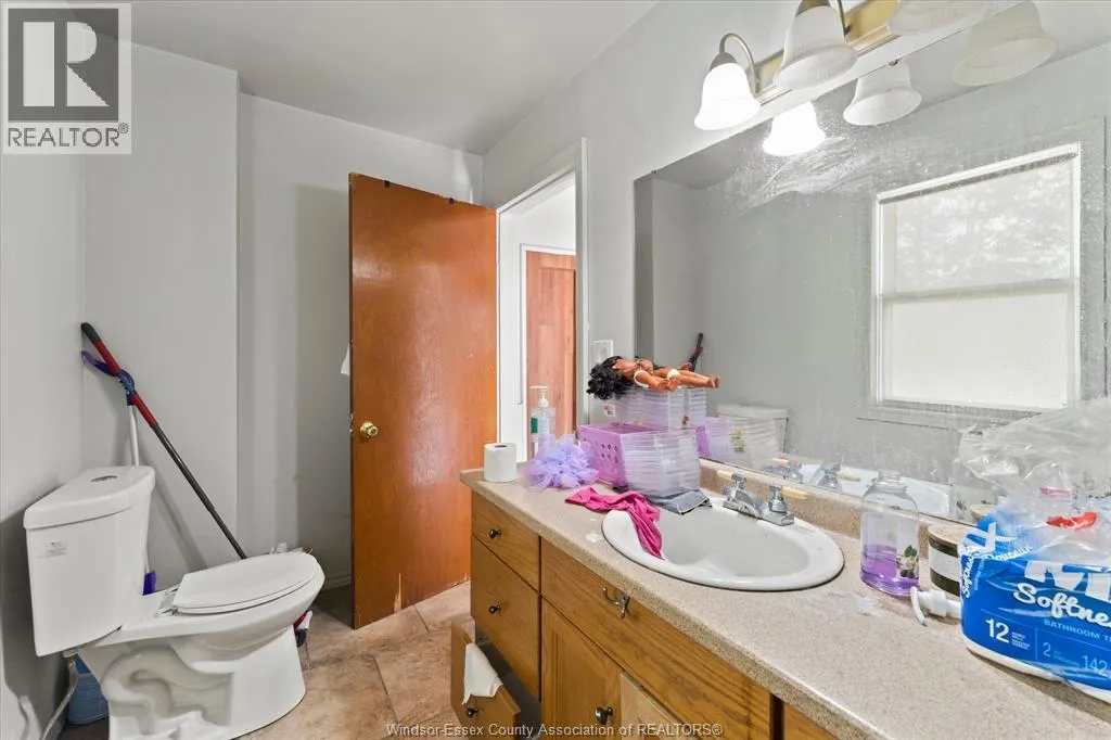 528 MERSEA ROAD 8