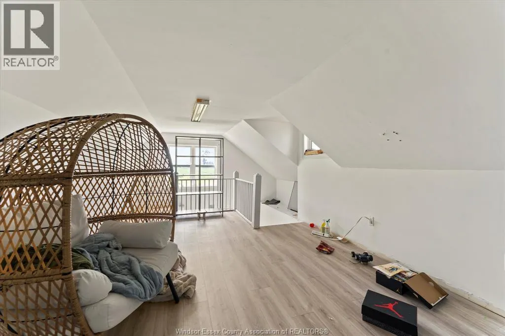 528 MERSEA ROAD 8