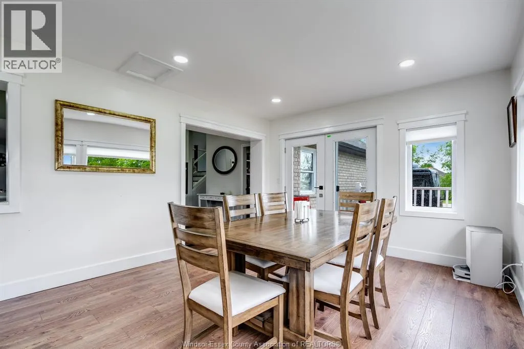 833 Talbot ROAD East