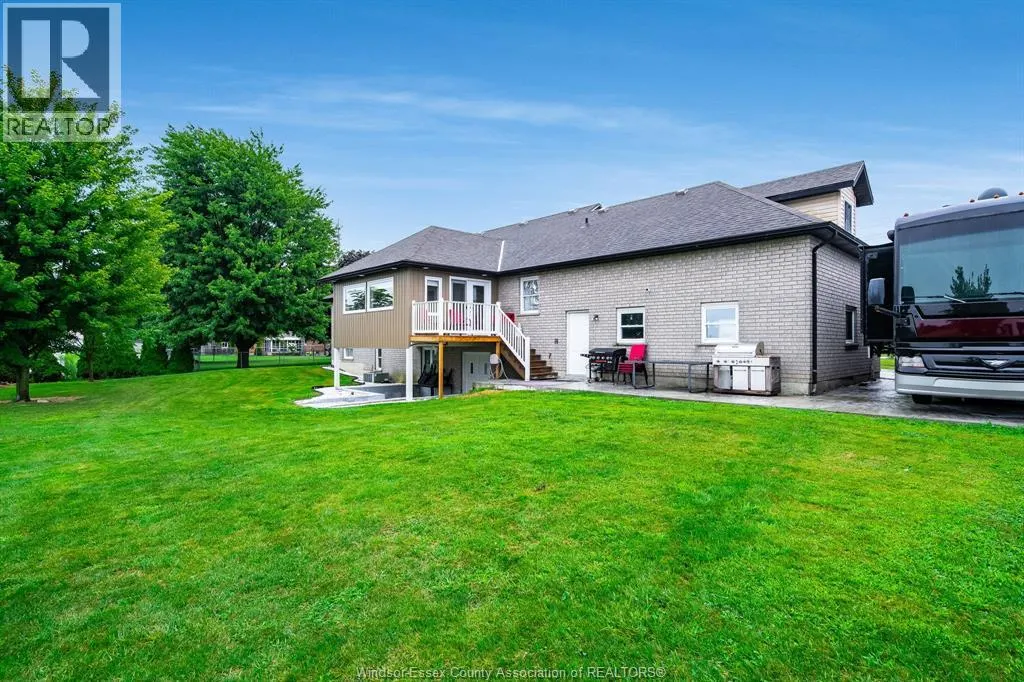833 Talbot ROAD East