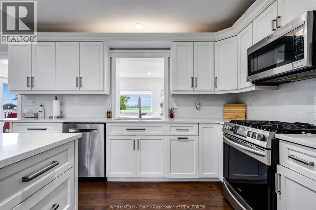 833 Talbot ROAD East