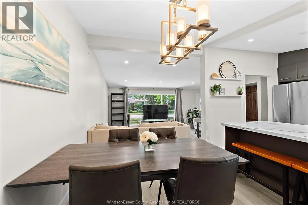 3830 HOLBURN