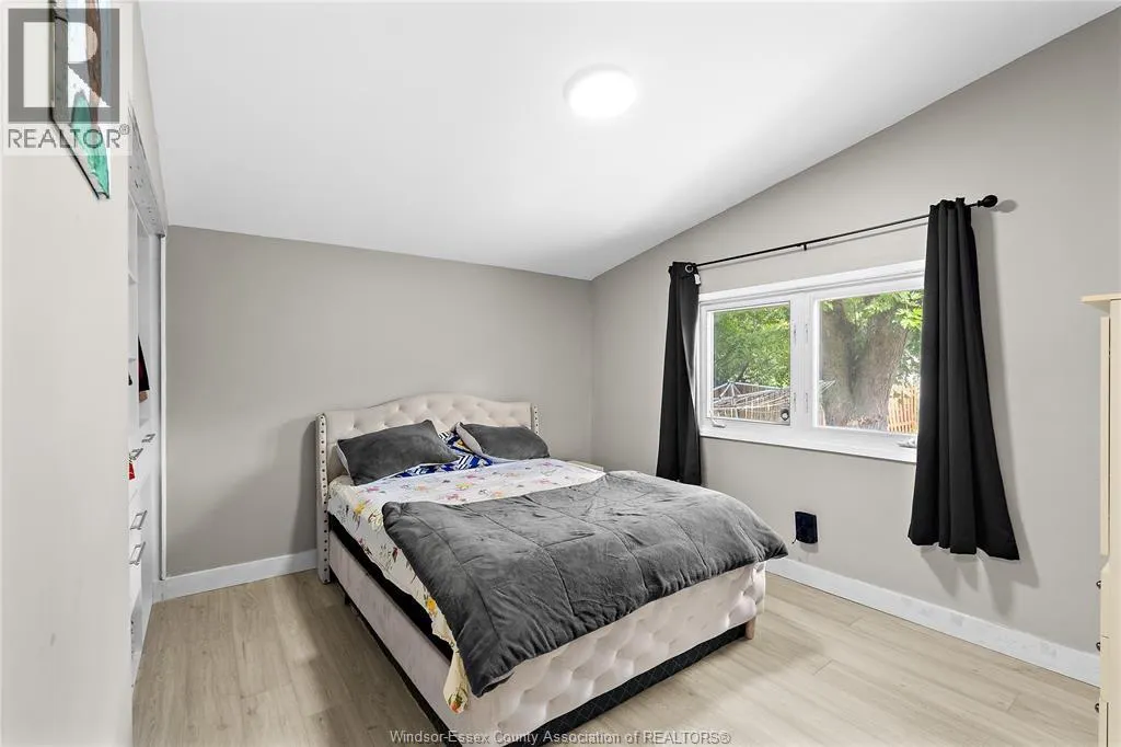 3830 HOLBURN