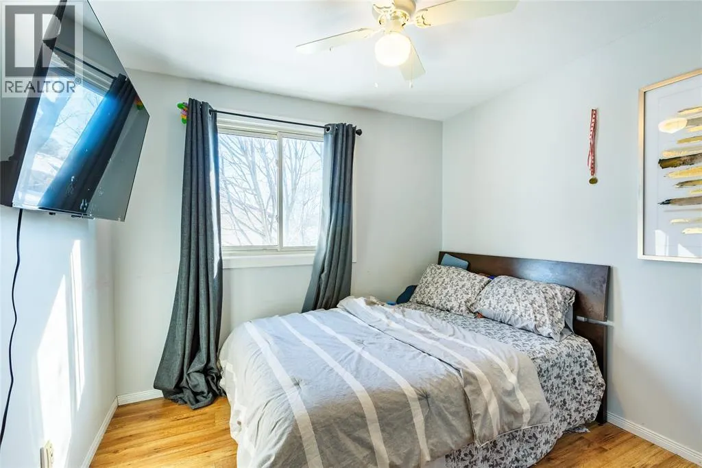 215 TRUDEAU DRIVE Unit# 77, #77