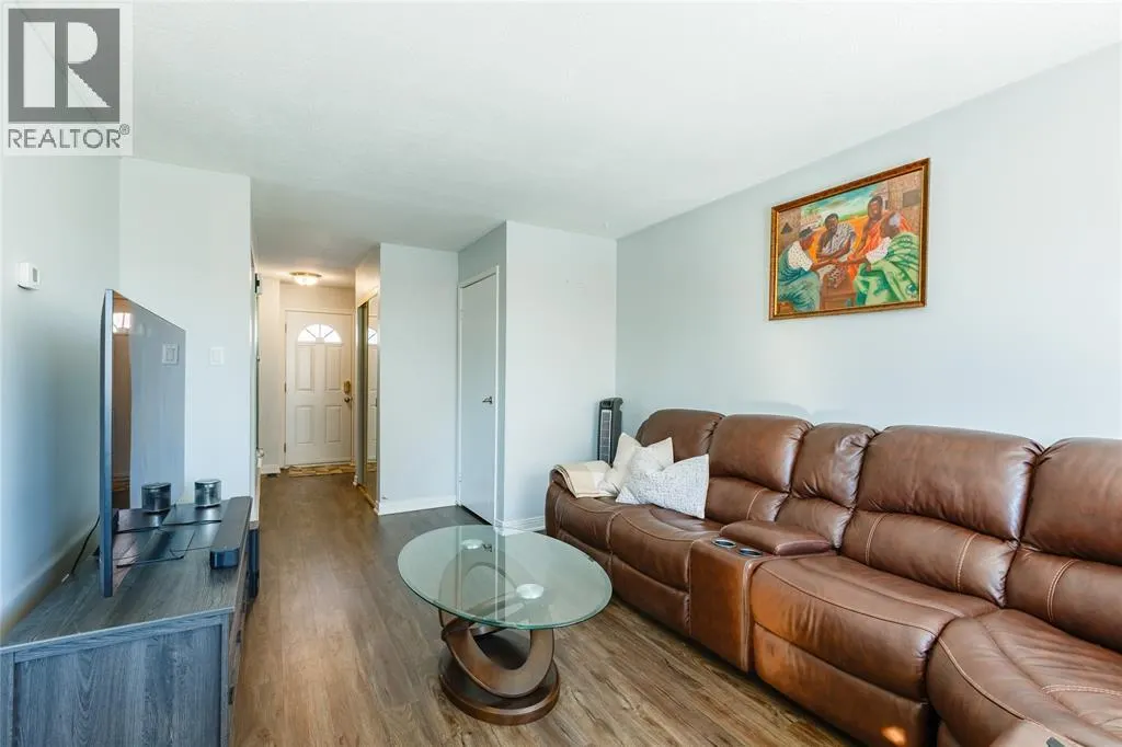 215 TRUDEAU DRIVE Unit# 77, #77
