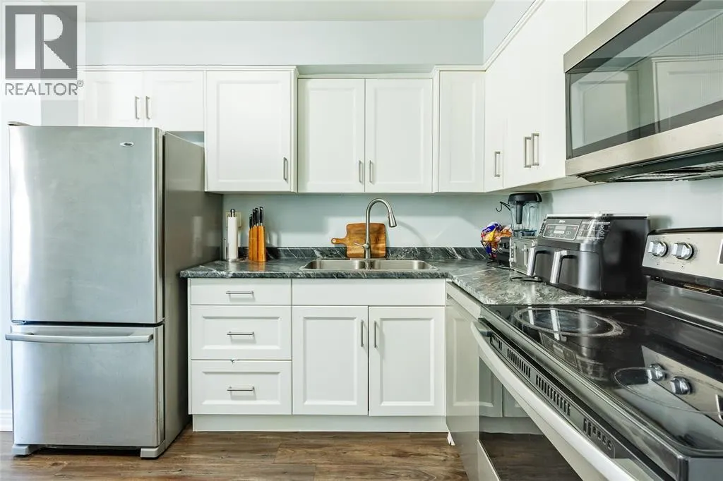 215 TRUDEAU DRIVE Unit# 77, #77