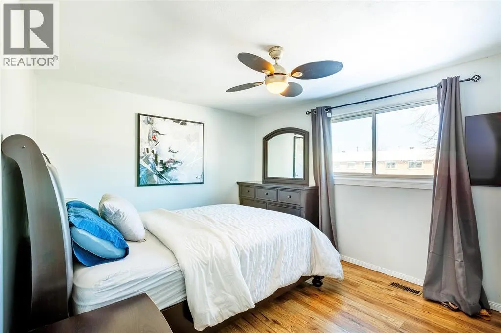 215 TRUDEAU DRIVE Unit# 77, #77