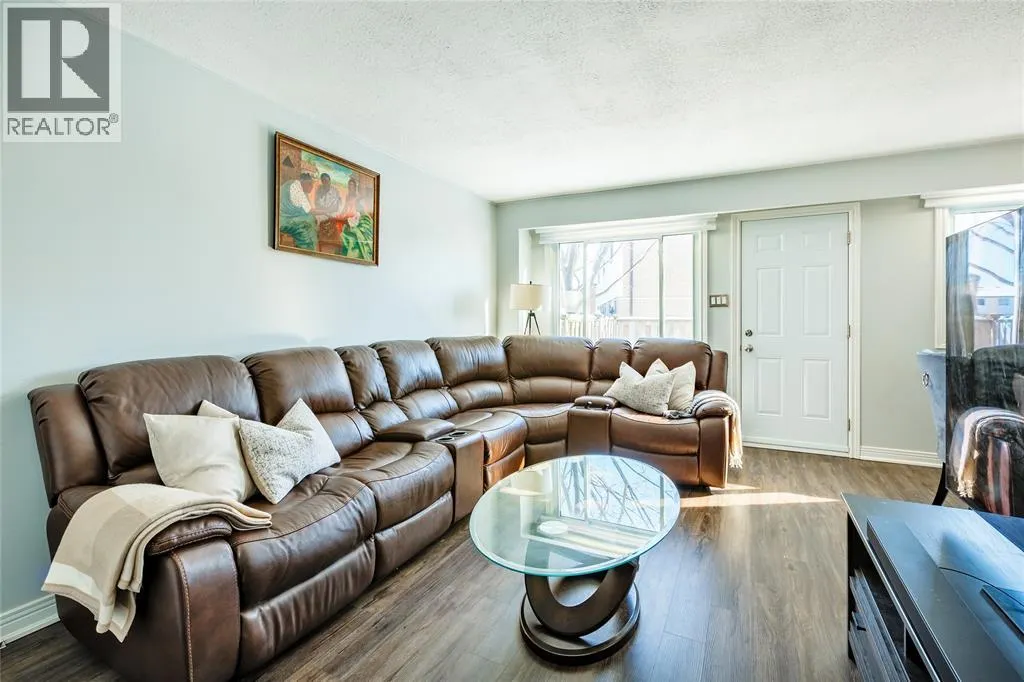 215 TRUDEAU DRIVE Unit# 77, #77