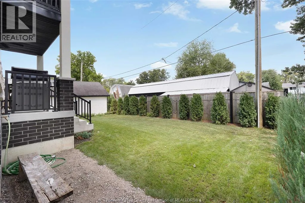 72 SCOTT DRIVE