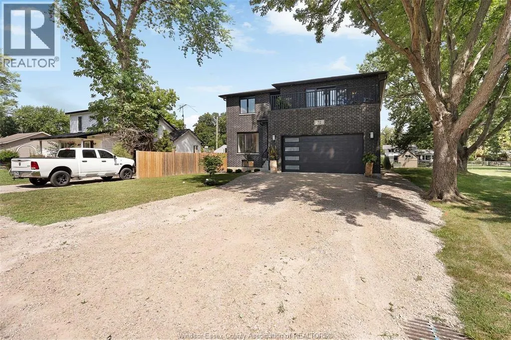 72 SCOTT DRIVE