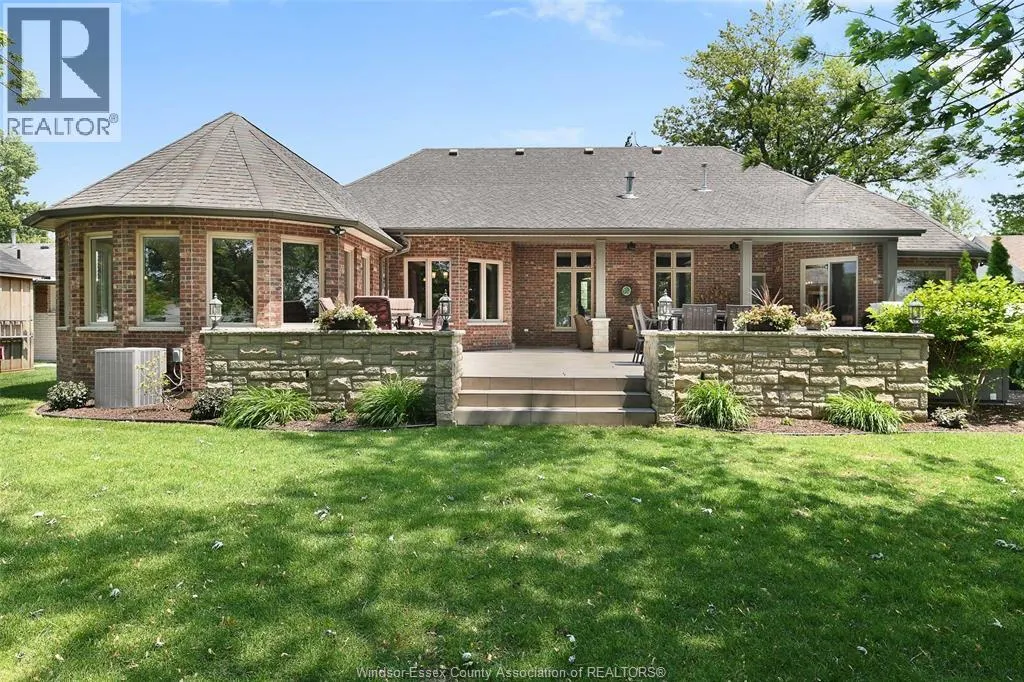 360 ANDREW CRESCENT