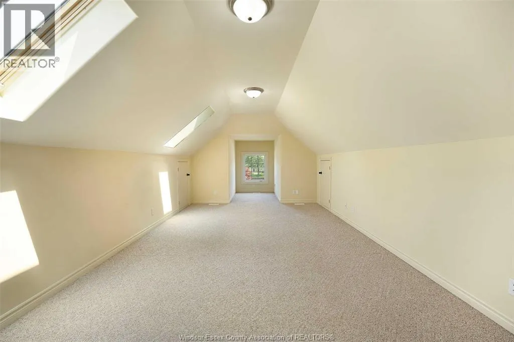 360 ANDREW CRESCENT