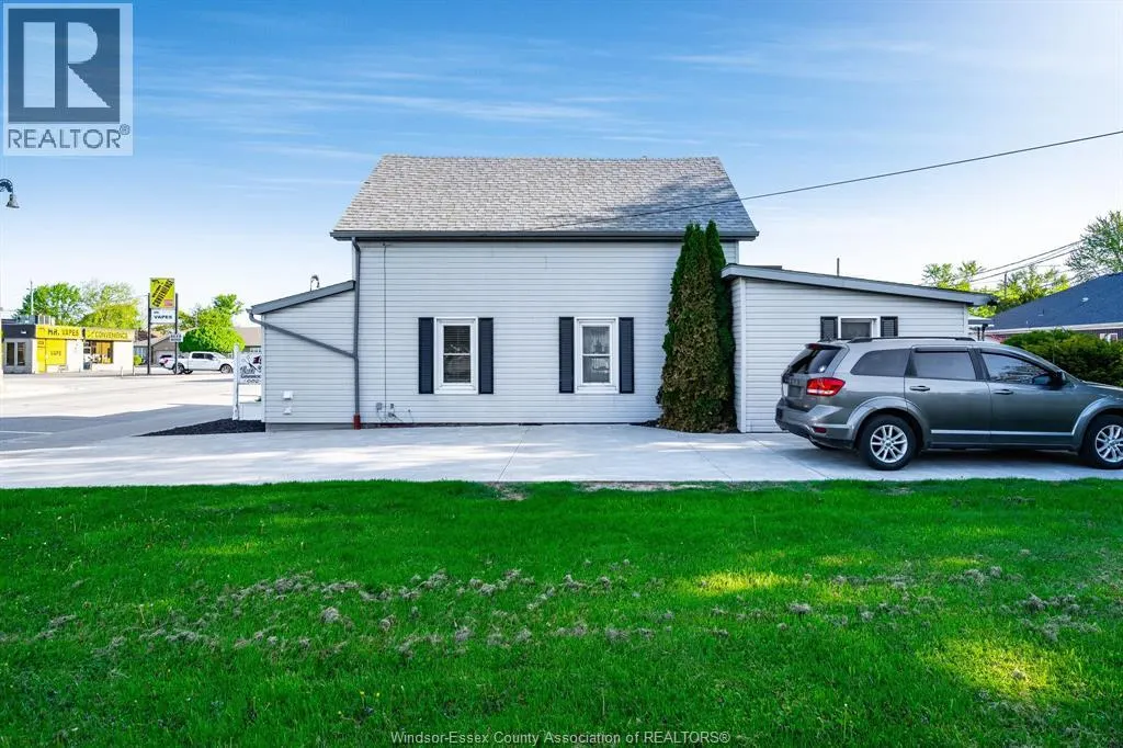 44 Queen STREET South
