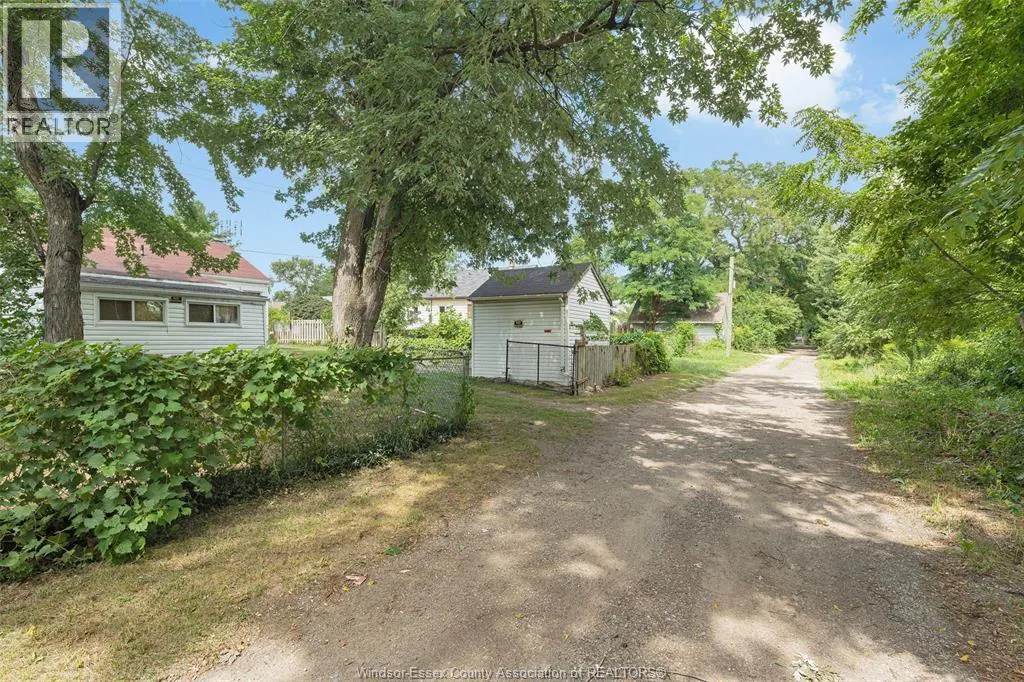 3597 BLOOMFIELD