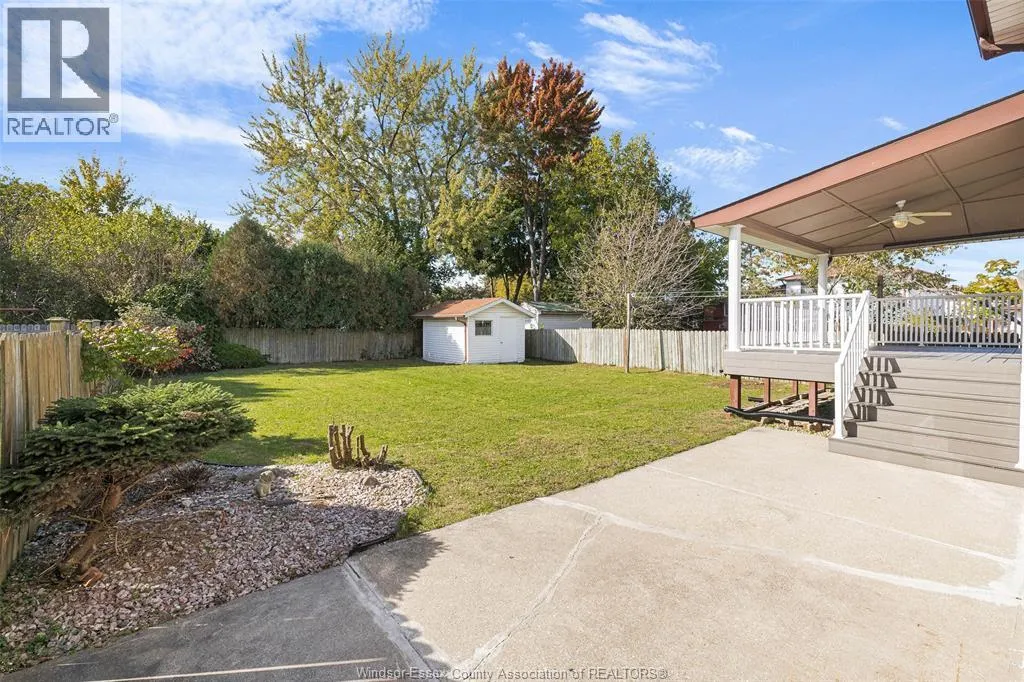 2855 FOREST GLADE DRIVE