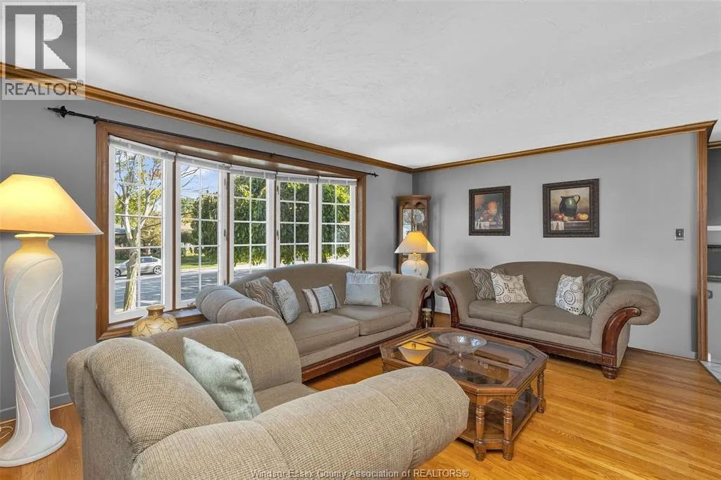 2855 FOREST GLADE DRIVE