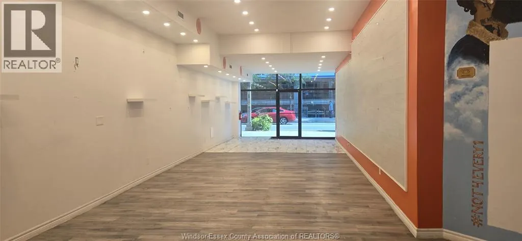331 OUELLETTE AVENUE Unit# LOWER / MAIN