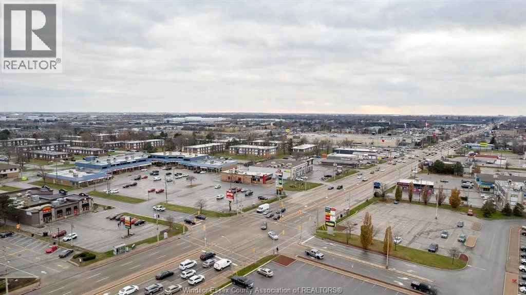 7617-7619 TECUMSEH ROAD East Unit# 15
