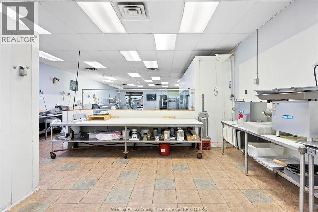 7617-7619 TECUMSEH ROAD East Unit# 15