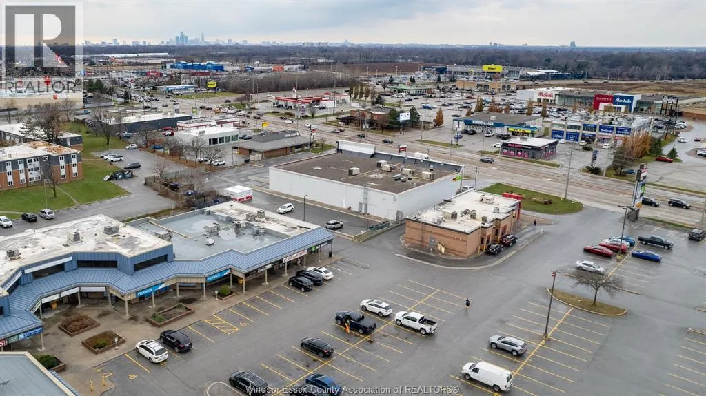 7617-7619 TECUMSEH ROAD East Unit# 15