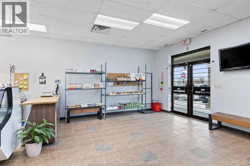 7617-7619 TECUMSEH ROAD East Unit# 15