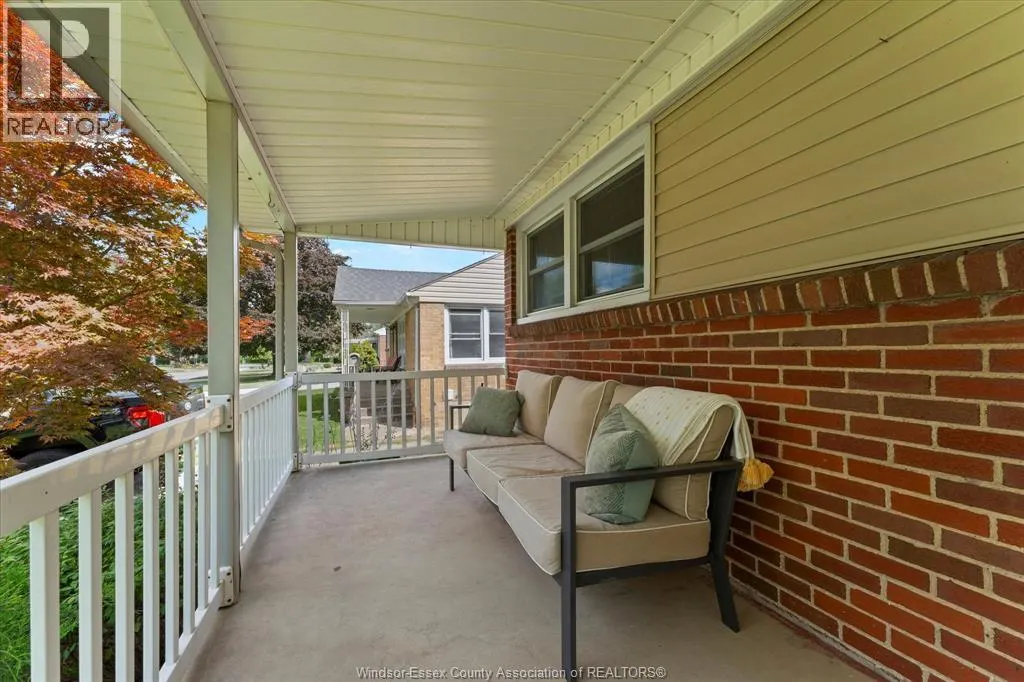 2748 DANDURAND
